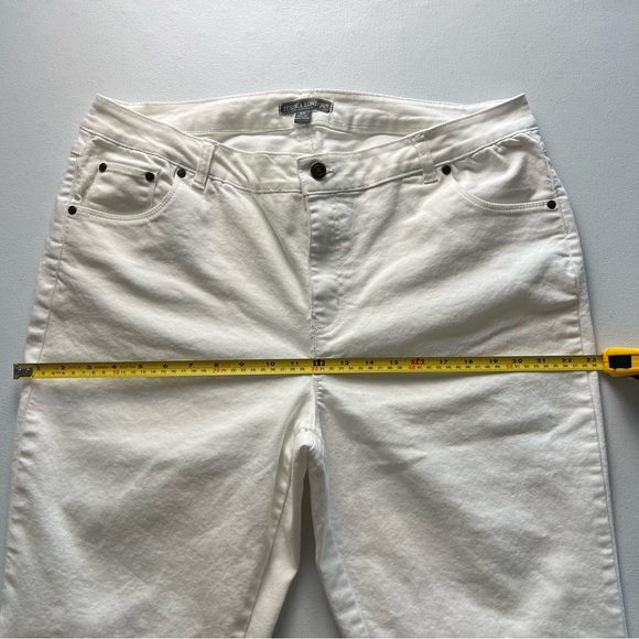 Jessica London 18W White Jeans Blue Boho Embroidered Hem Stretch Straight Leg - Picture 6 of 10